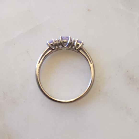 Tanzanite & Diamond Ring - Picture 3 of 4